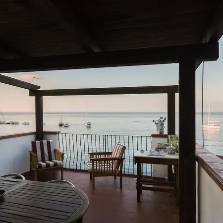 Casa Di Sale - Chianalea