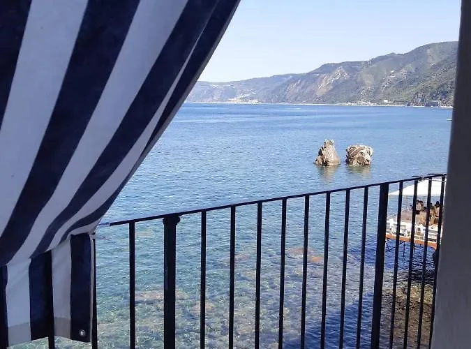 Casa Di Sale - Chianalea *